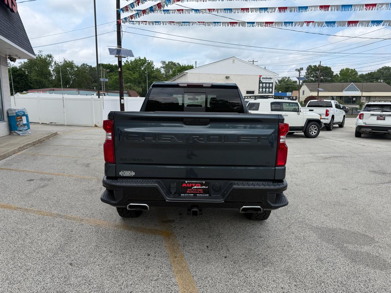 Chevrolet Silverado 1500 LT Trail Boss Crew Cab 4WD 2021