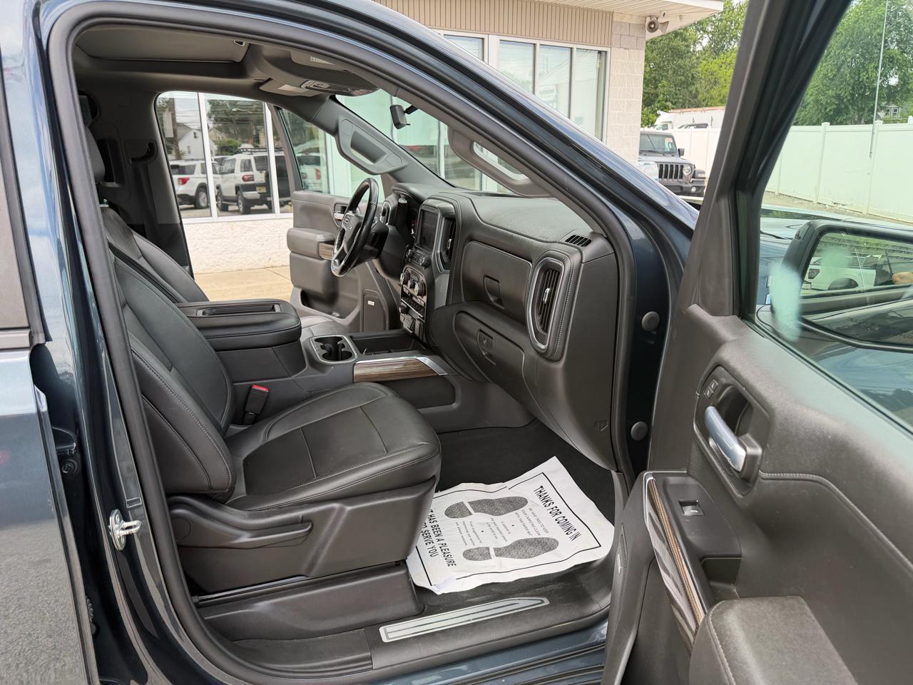 Chevrolet Silverado 1500 LT Trail Boss Crew Cab 4WD 2021