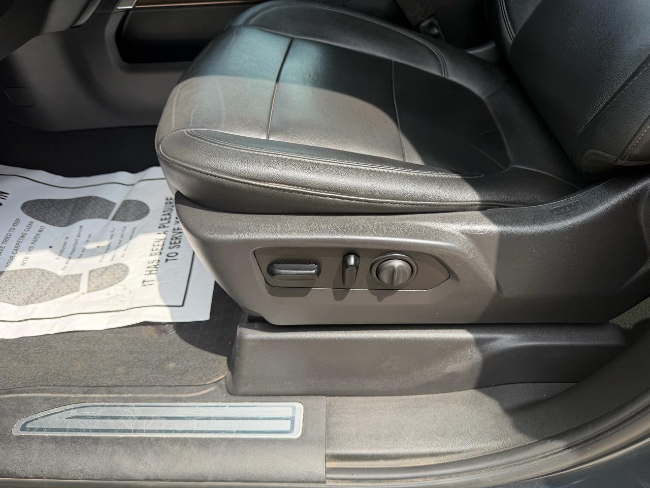 Chevrolet Silverado 1500 LT Trail Boss Crew Cab 4WD 2021