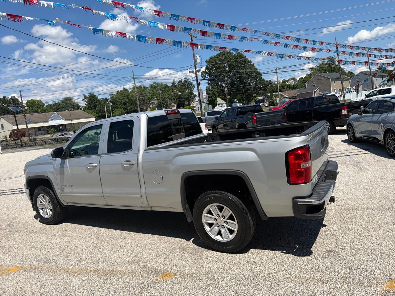 GMC Sierra 1500 SLE Double Cab 4WD 2015