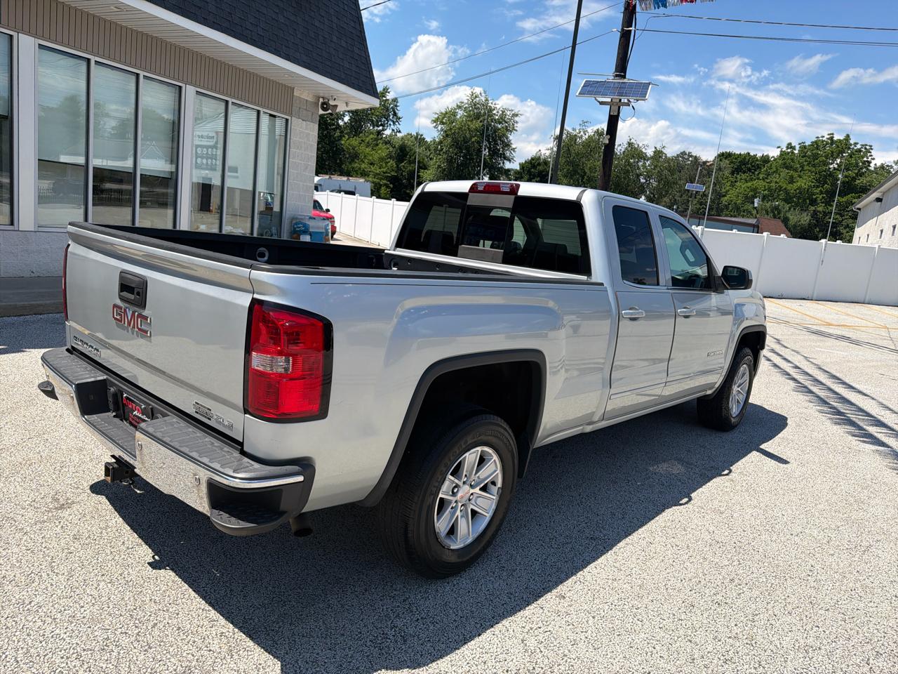 GMC Sierra 1500 SLE Double Cab 4WD 2015