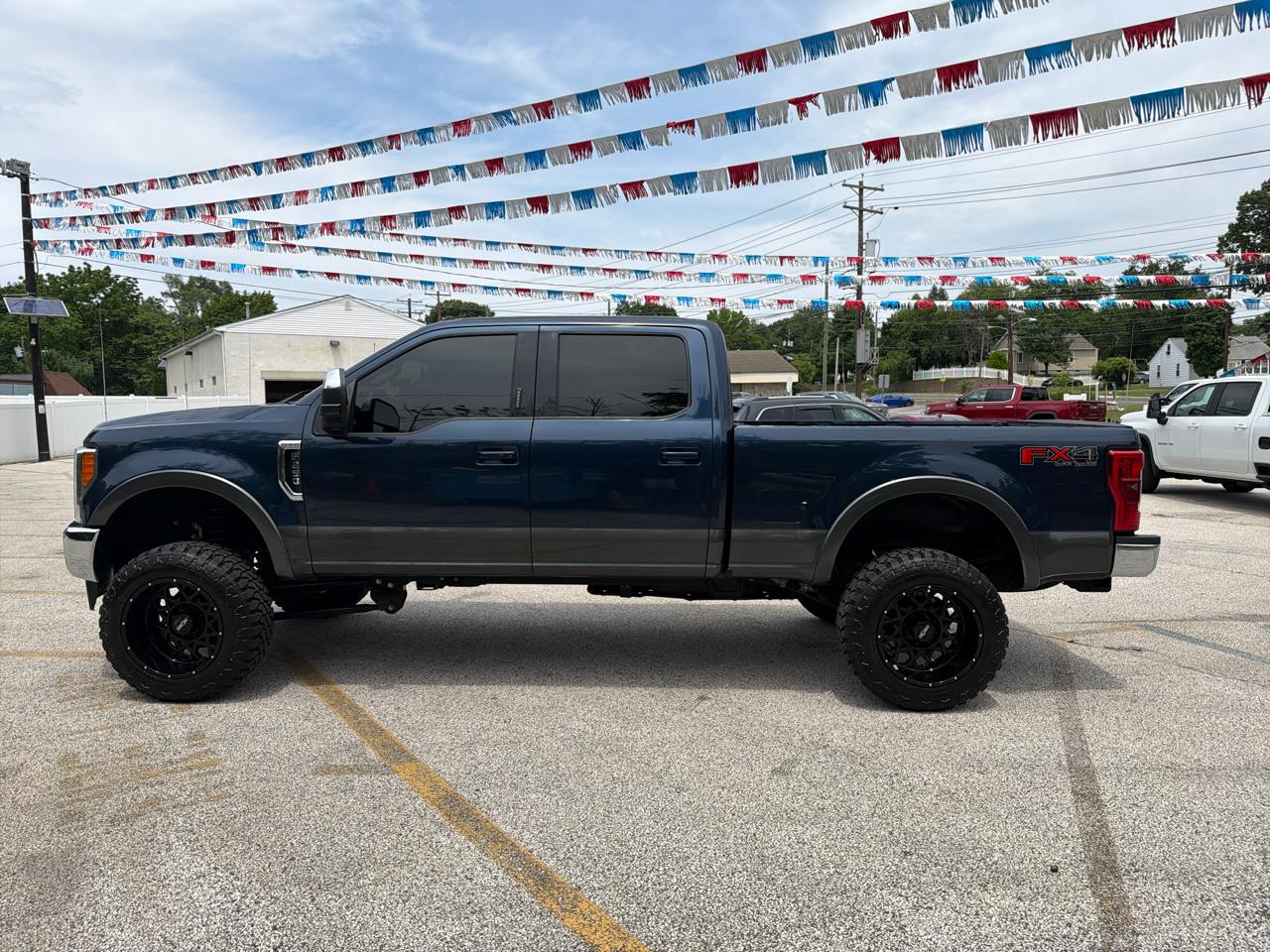 Ford F-250 SD Lariat Crew Cab 4WD 2017