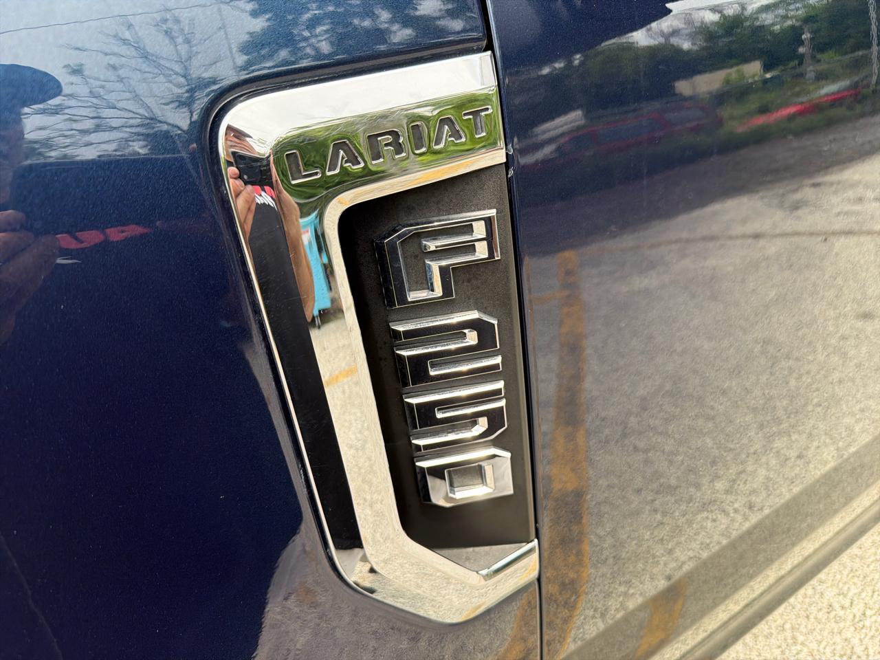 Ford F-250 SD Lariat Crew Cab 4WD 2017