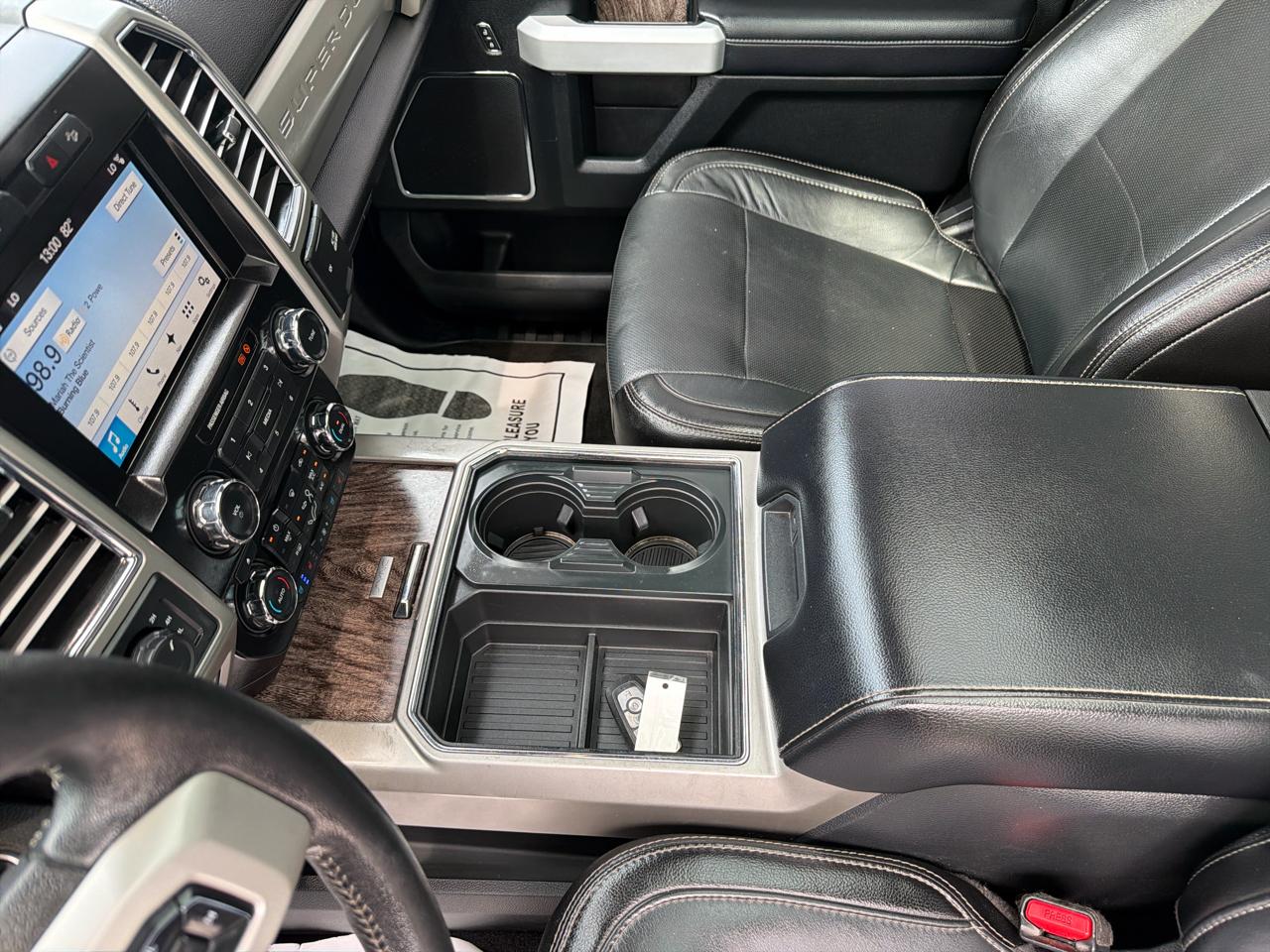 Ford F-250 SD Lariat Crew Cab 4WD 2017