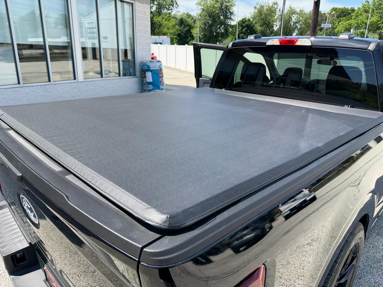Ford F-150 XL 4WD 2025