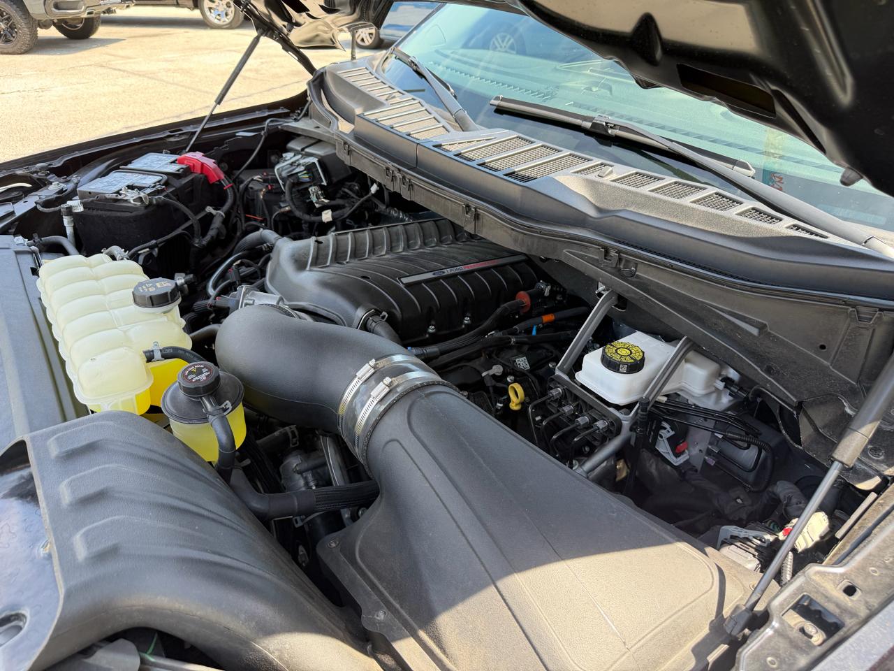 Ford F-150 XL 4WD 2025