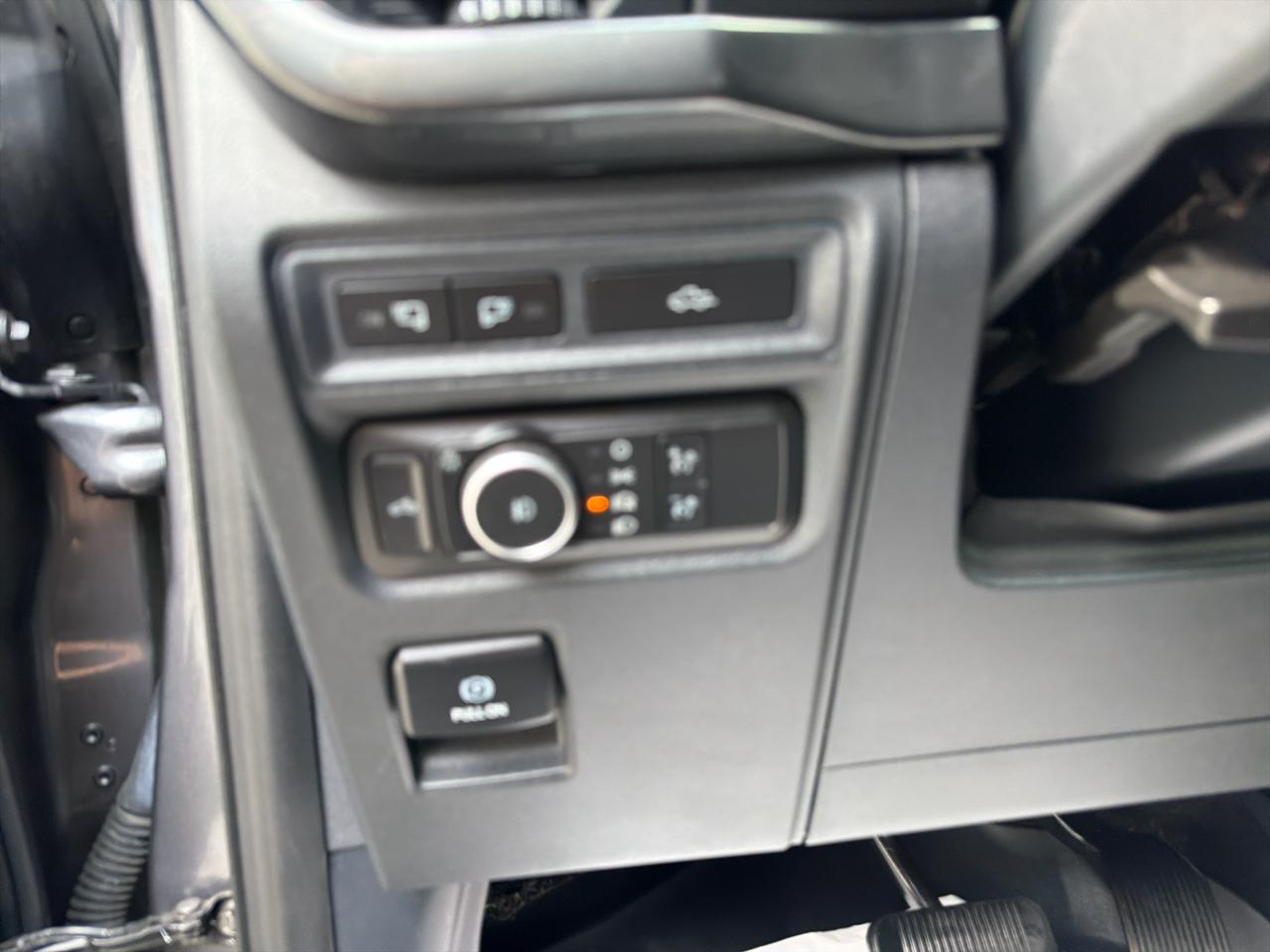 Ford F-150  2021