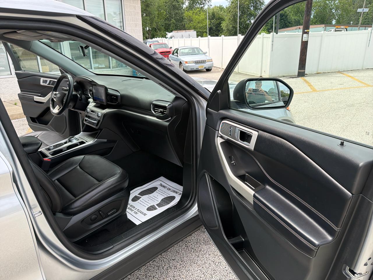 Ford Explorer  2022