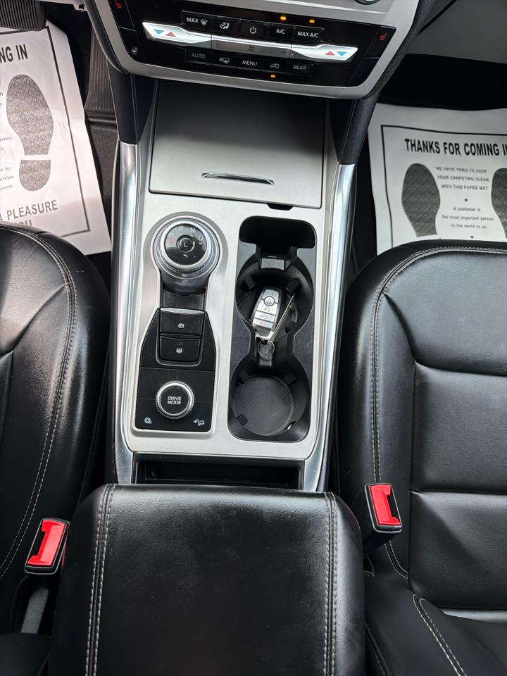 Ford Explorer  2022