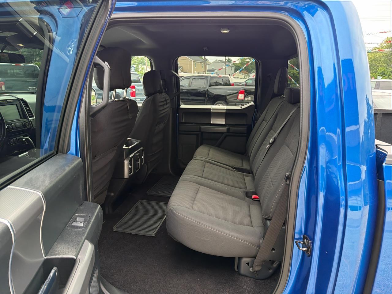 Ford F-150 XL SuperCrew 5.5-ft. Bed 4WD 2016