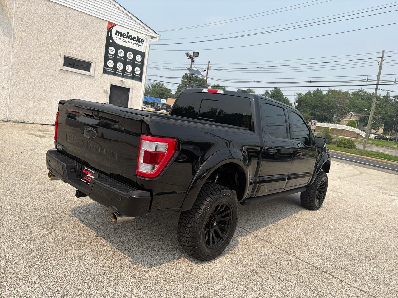 Ford F-150 Lariat SuperCrew 5.5-ft. Bed 4WD 2023