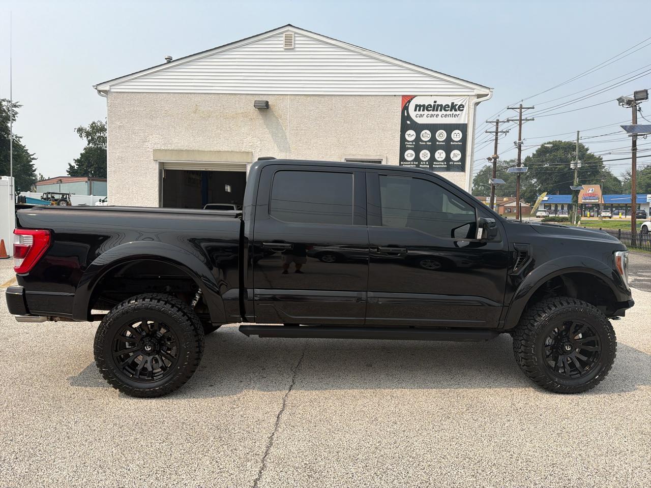 Ford F-150 Lariat SuperCrew 5.5-ft. Bed 4WD 2023