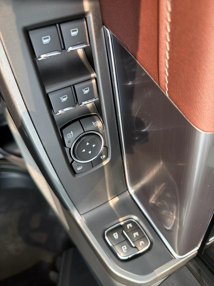 Ford F-150 Lariat SuperCrew 5.5-ft. Bed 4WD 2023