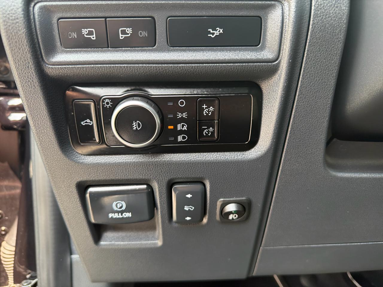 Ford F-150 Lariat SuperCrew 5.5-ft. Bed 4WD 2023