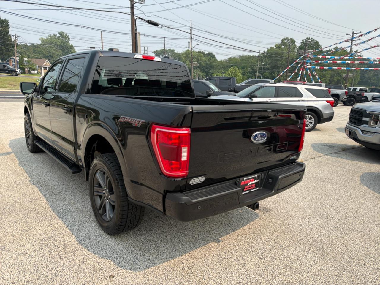 Ford F-150 XLT SuperCrew 5.5-ft. Bed 4WD 2023