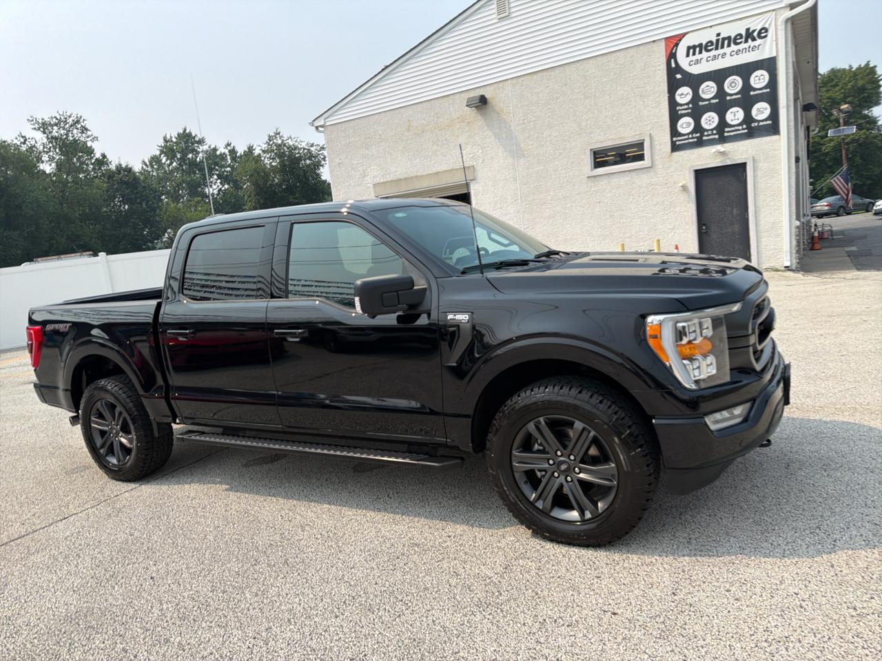 Ford F-150 XLT SuperCrew 5.5-ft. Bed 4WD 2023
