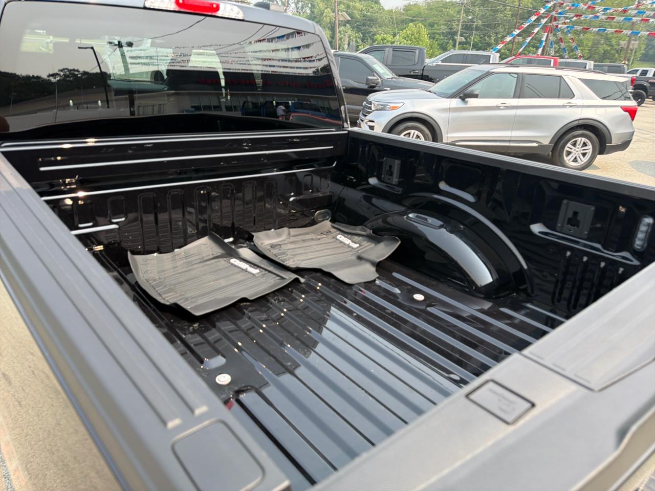 Ford F-150 XLT SuperCrew 5.5-ft. Bed 4WD 2023