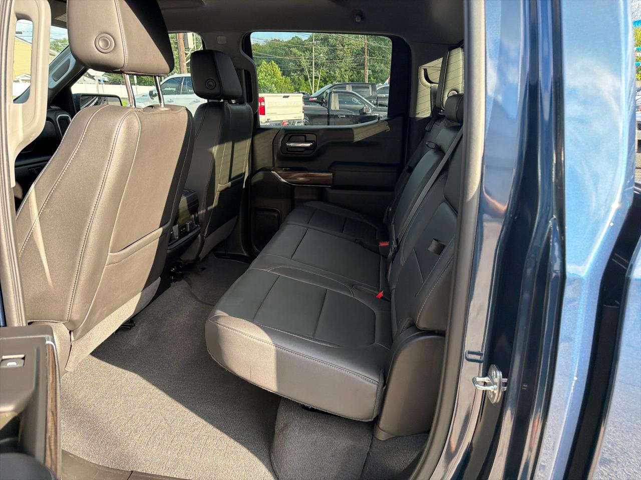 Chevrolet Silverado 1500 LT Trail Boss Crew Cab 4WD 2021