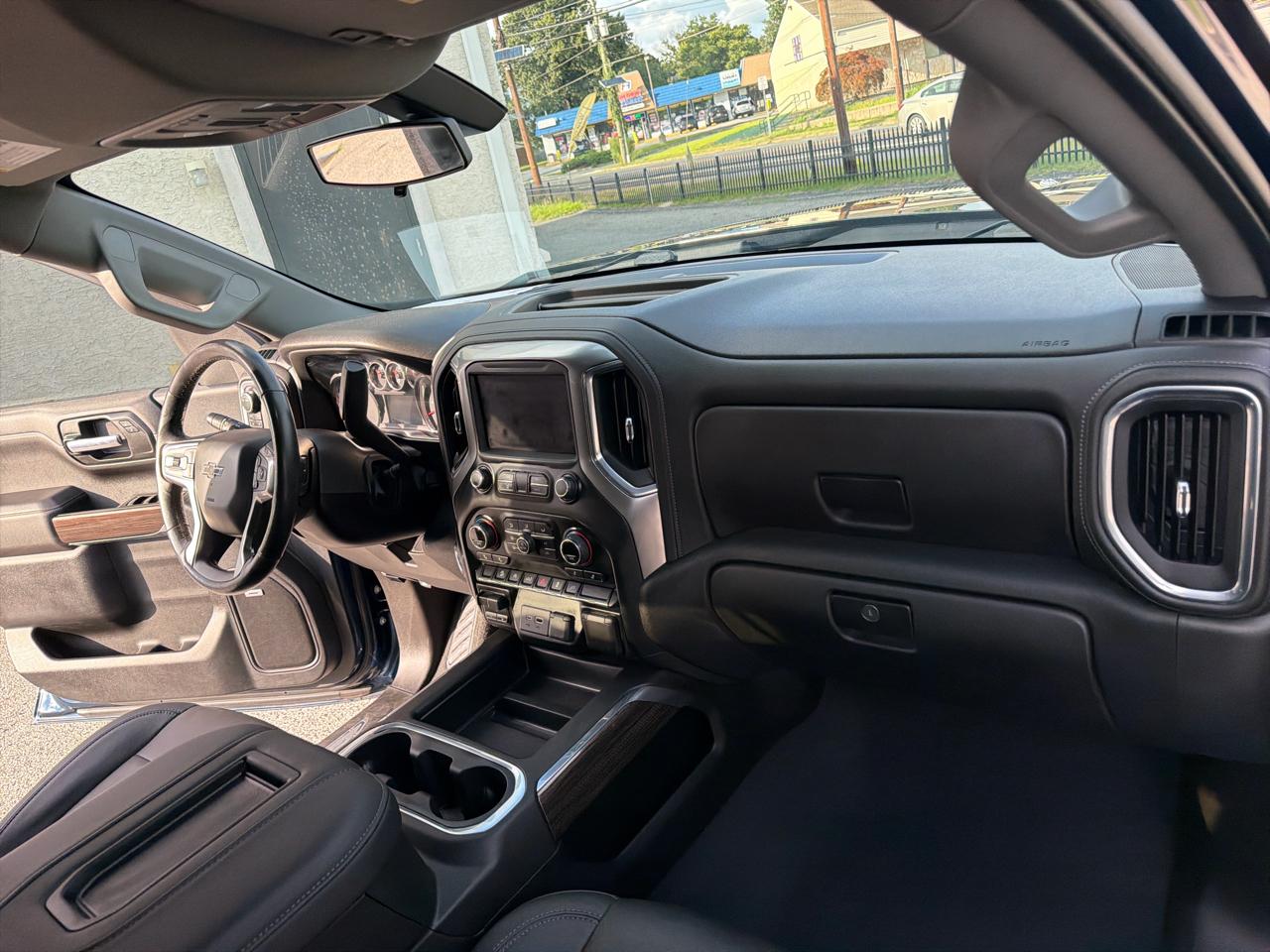 Chevrolet Silverado 1500 LT Trail Boss Crew Cab 4WD 2021