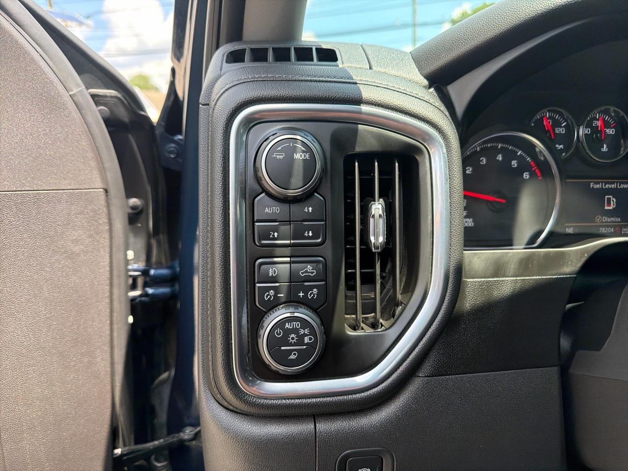 Chevrolet Silverado 1500 RST Crew Cab 4WD 2020