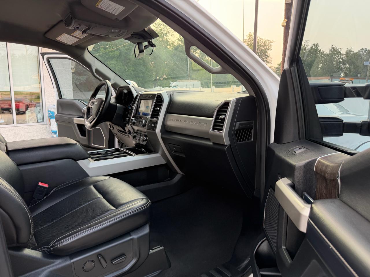 Ford F-250 SD Lariat Crew Cab 4WD 2021