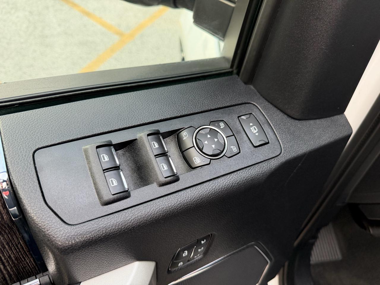Ford F-250 SD Lariat Crew Cab 4WD 2021