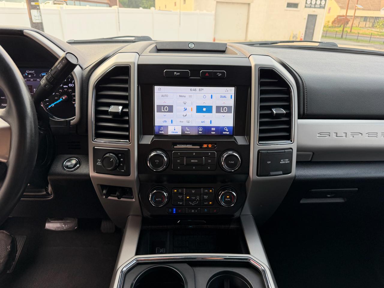 Ford F-250 SD Lariat Crew Cab 4WD 2021