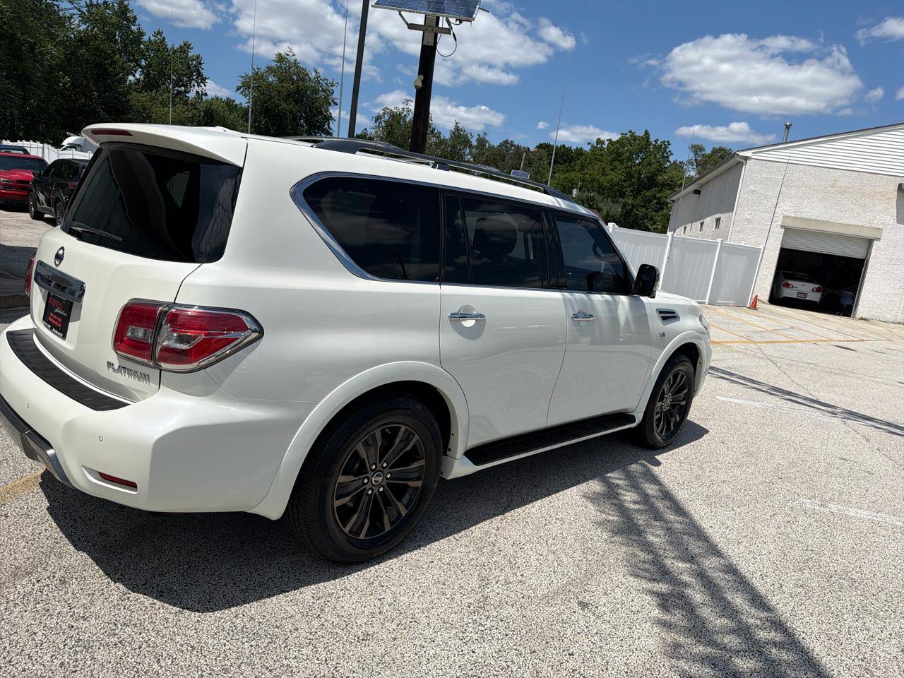 Nissan Armada Platinum 4D SUV AWD 2020