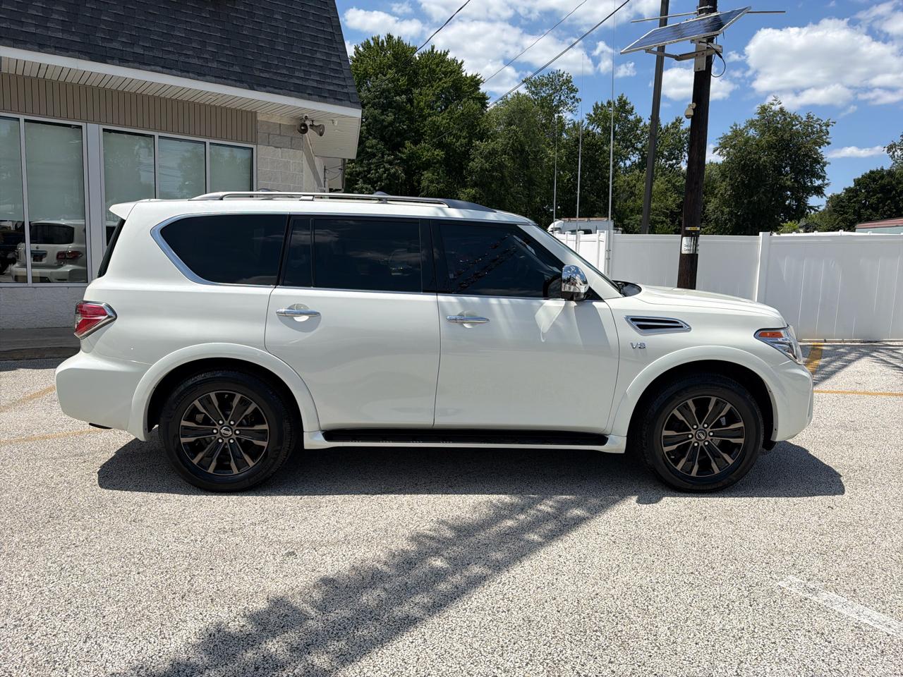 Nissan Armada Platinum 4D SUV AWD 2020