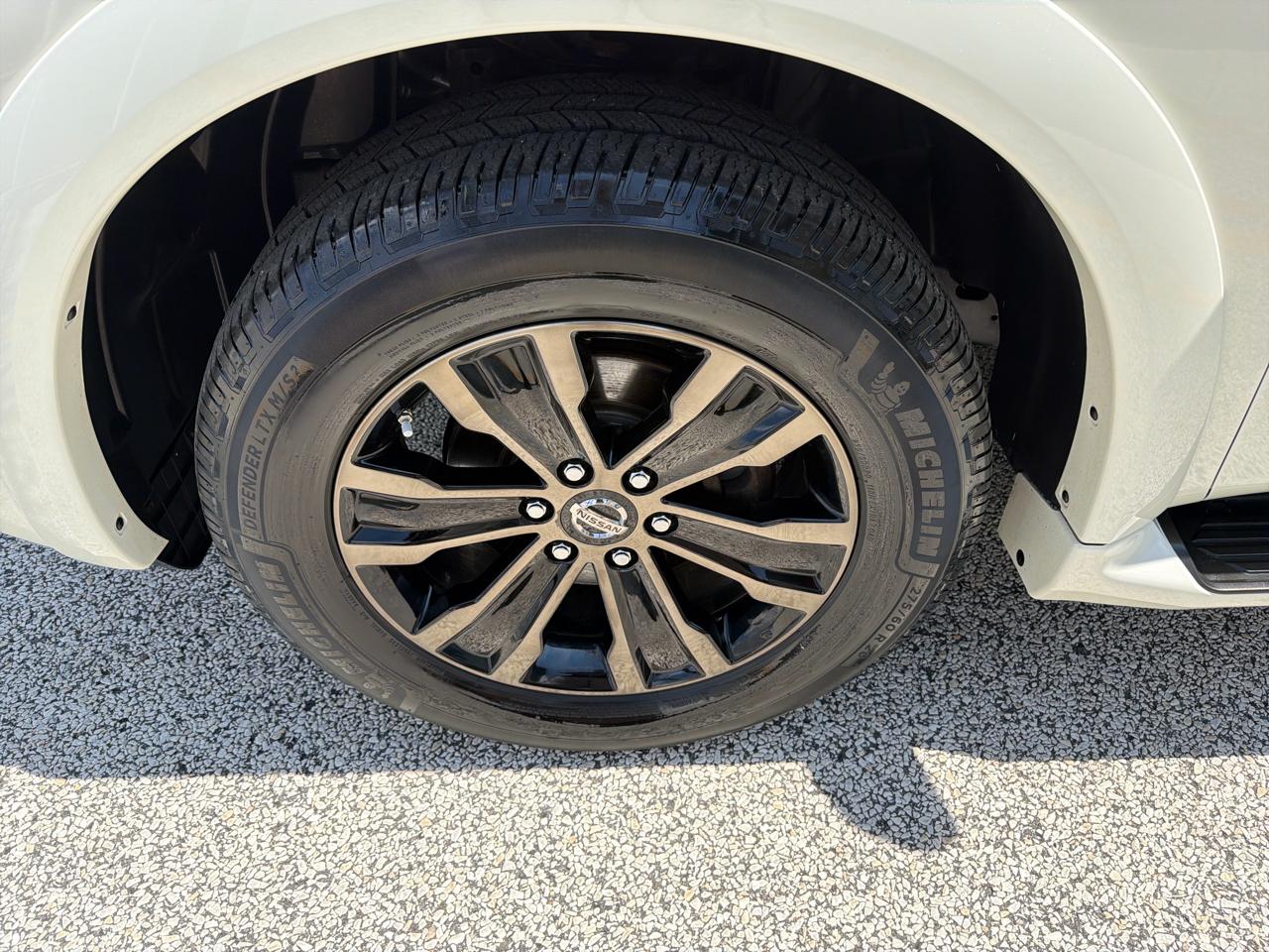 Nissan Armada Platinum 4D SUV AWD 2020