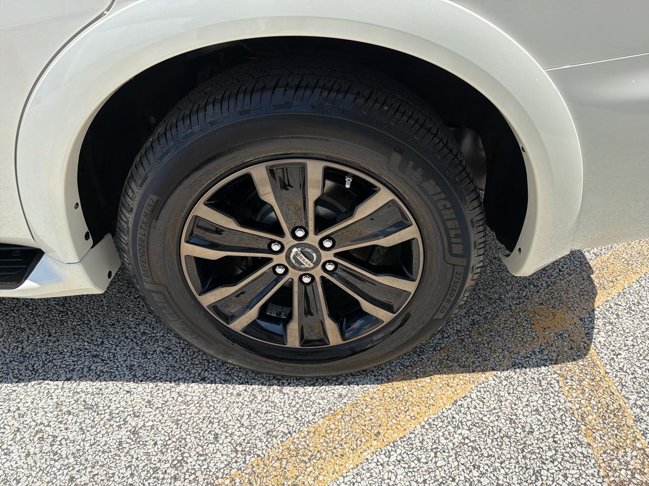 Nissan Armada Platinum 4D SUV AWD 2020