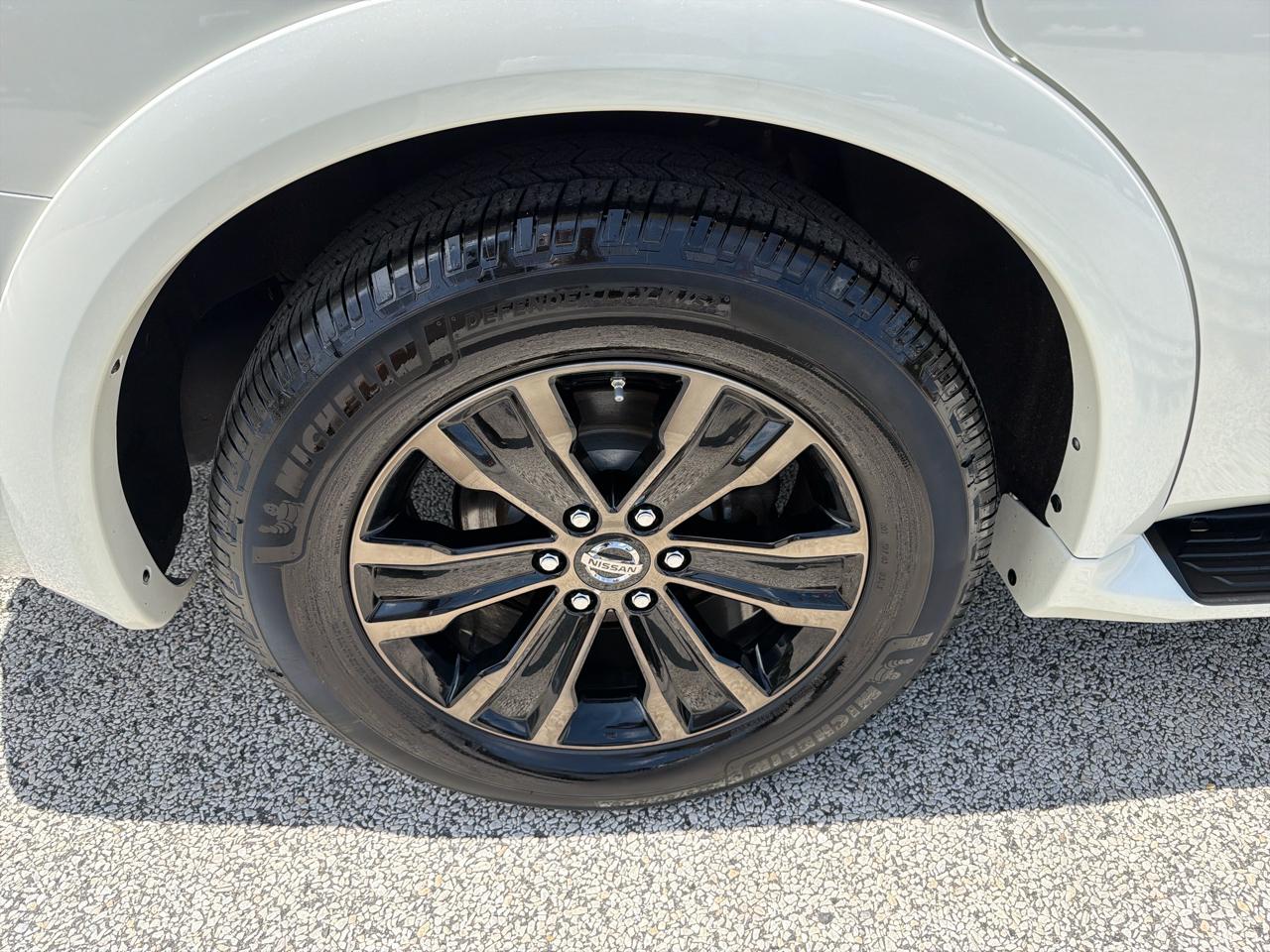 Nissan Armada Platinum 4D SUV AWD 2020