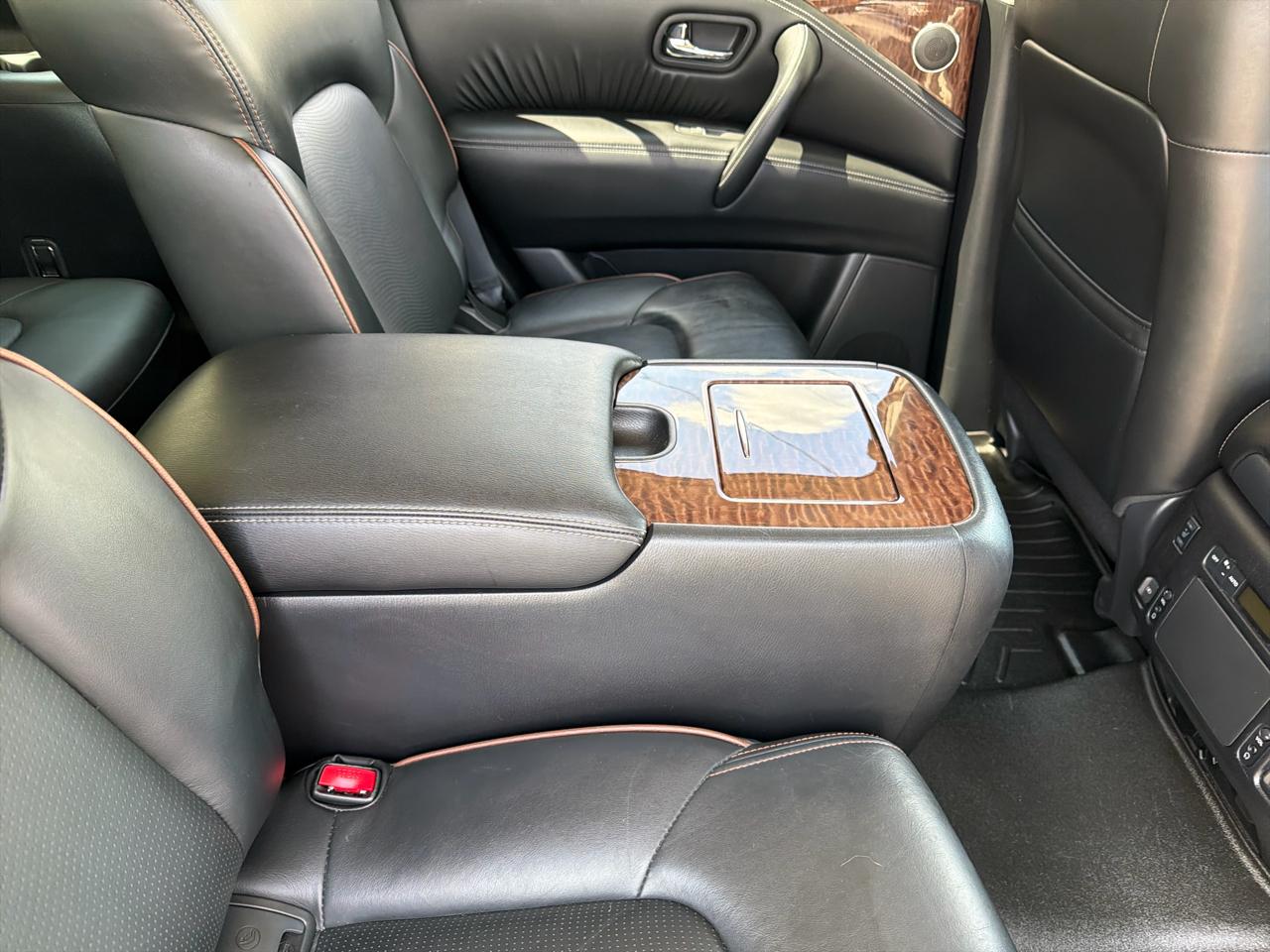 Nissan Armada Platinum 4D SUV AWD 2020
