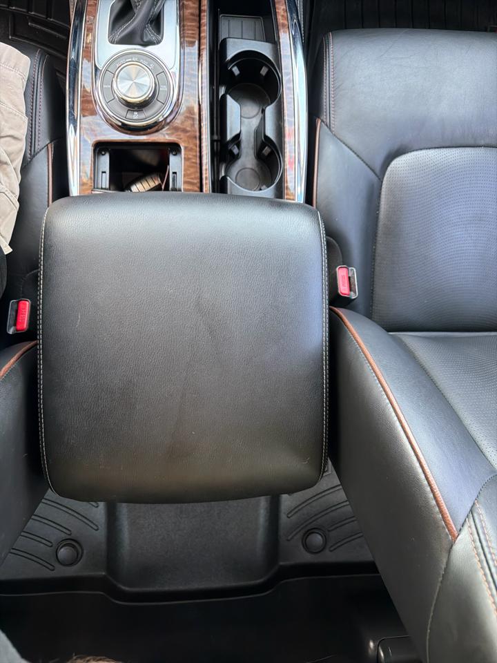 Nissan Armada Platinum 4D SUV AWD 2020