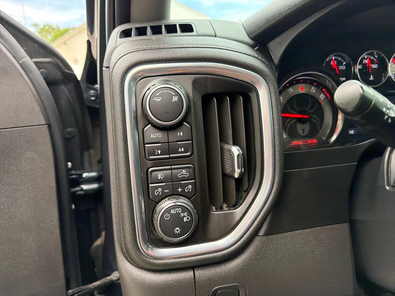 Chevrolet Silverado 1500  2019