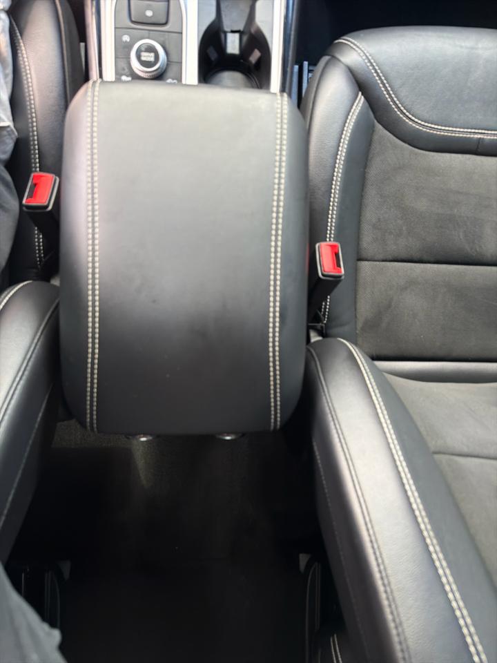 Ford Explorer ST AWD 2022