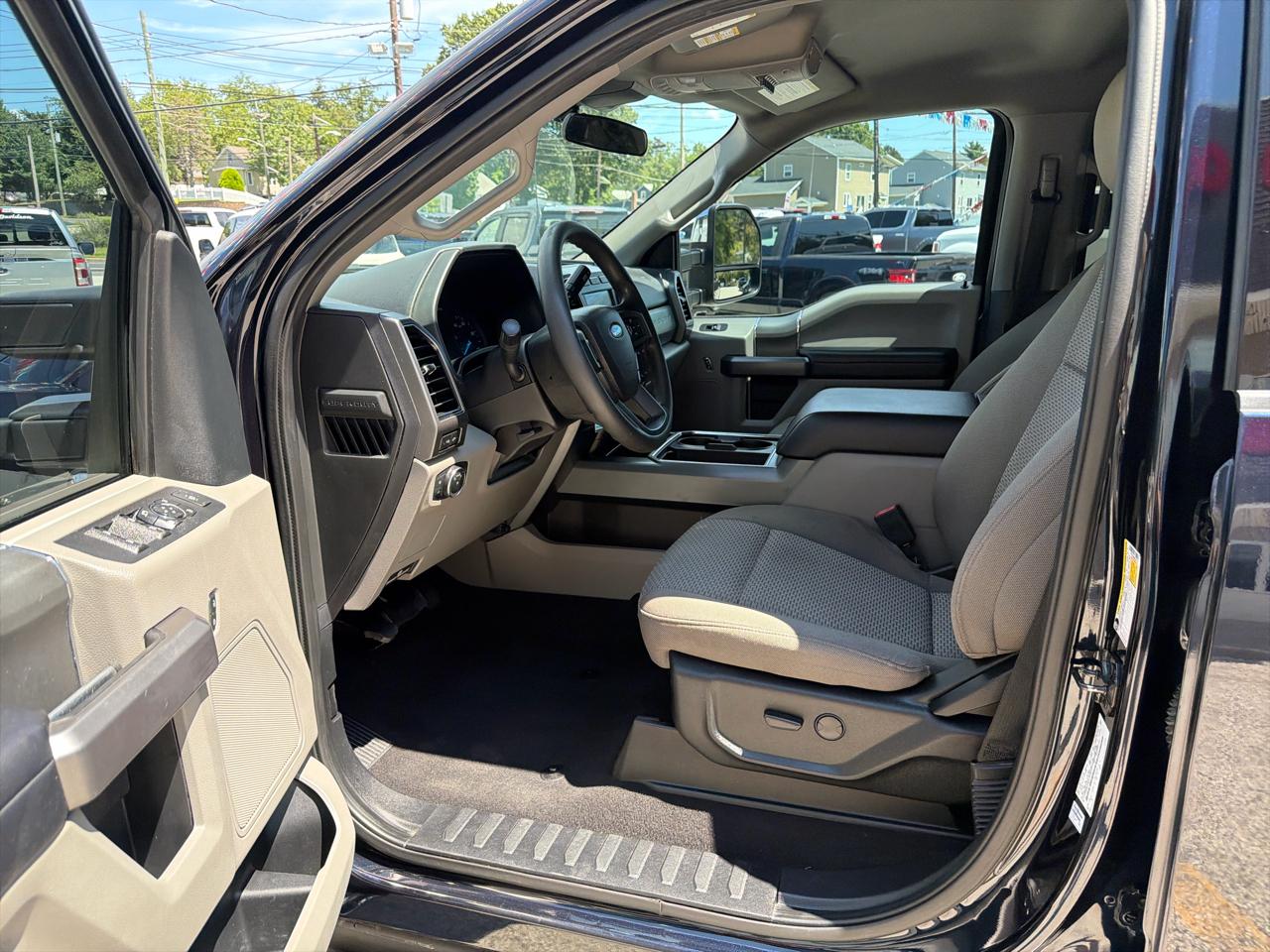 Ford F-250 SD XL Crew Cab 4WD 2021