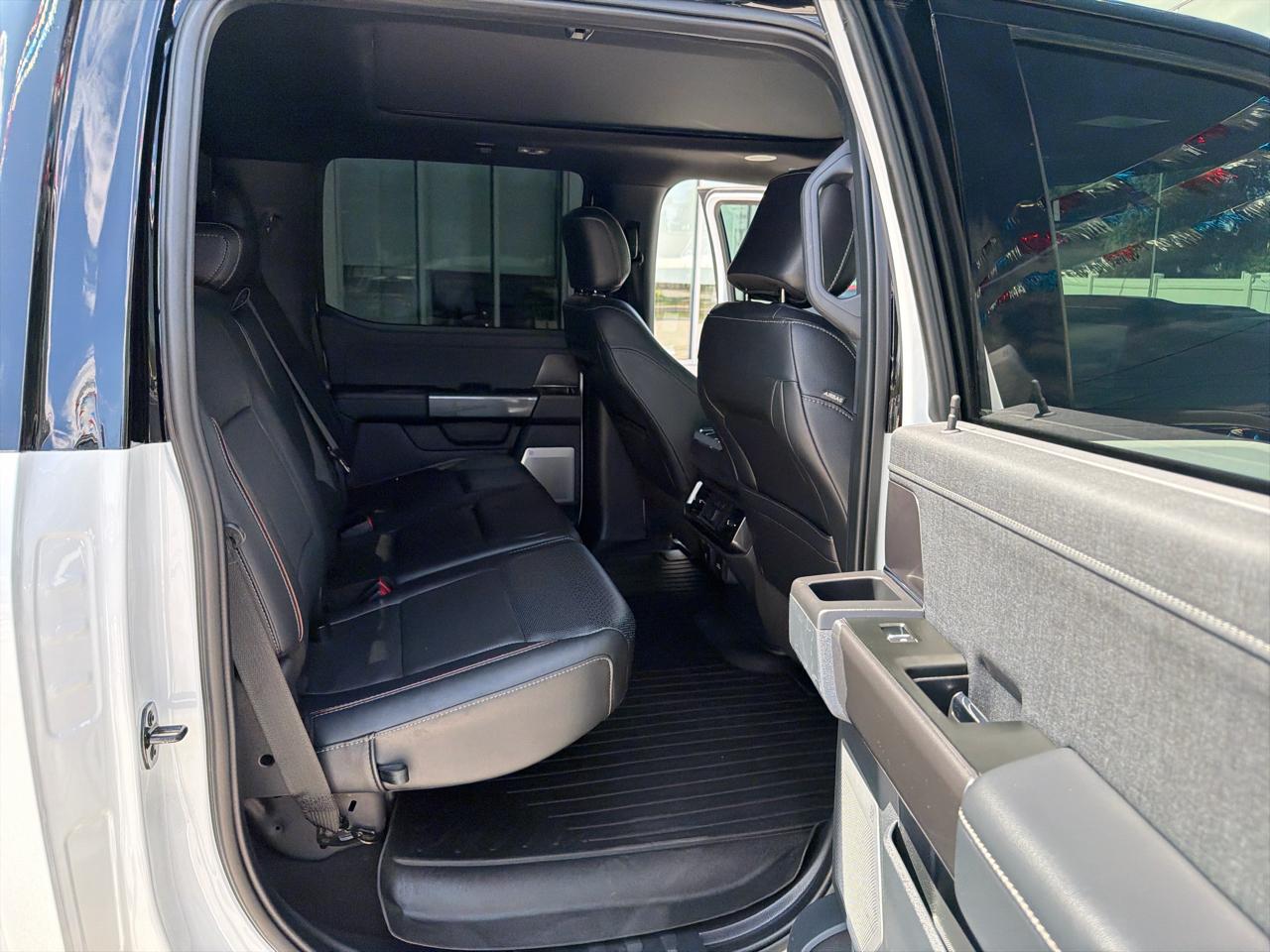 Ford F-150 Lariat SuperCrew 5.5-ft. Bed 4WD 2022