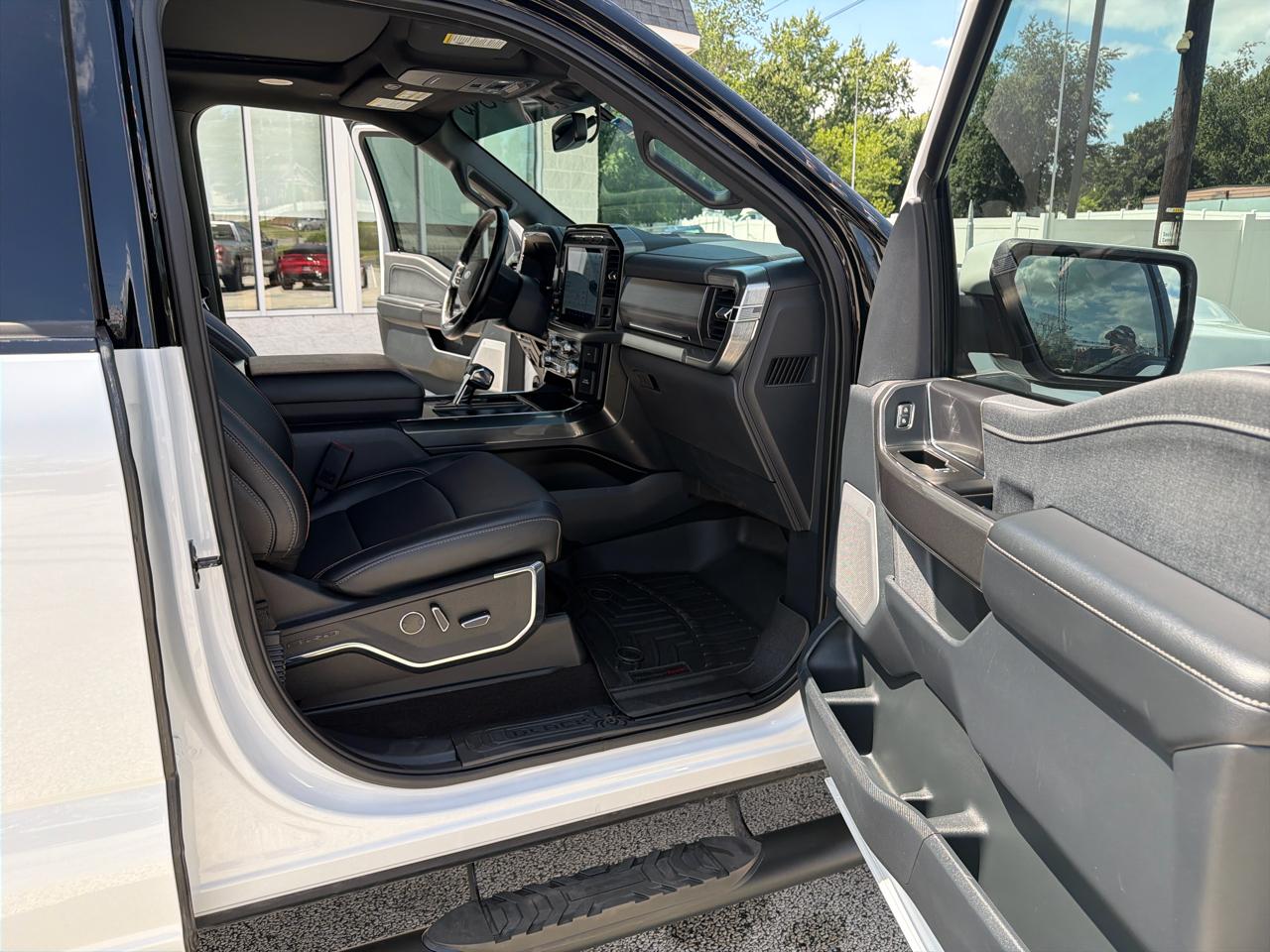Ford F-150 Lariat SuperCrew 5.5-ft. Bed 4WD 2022