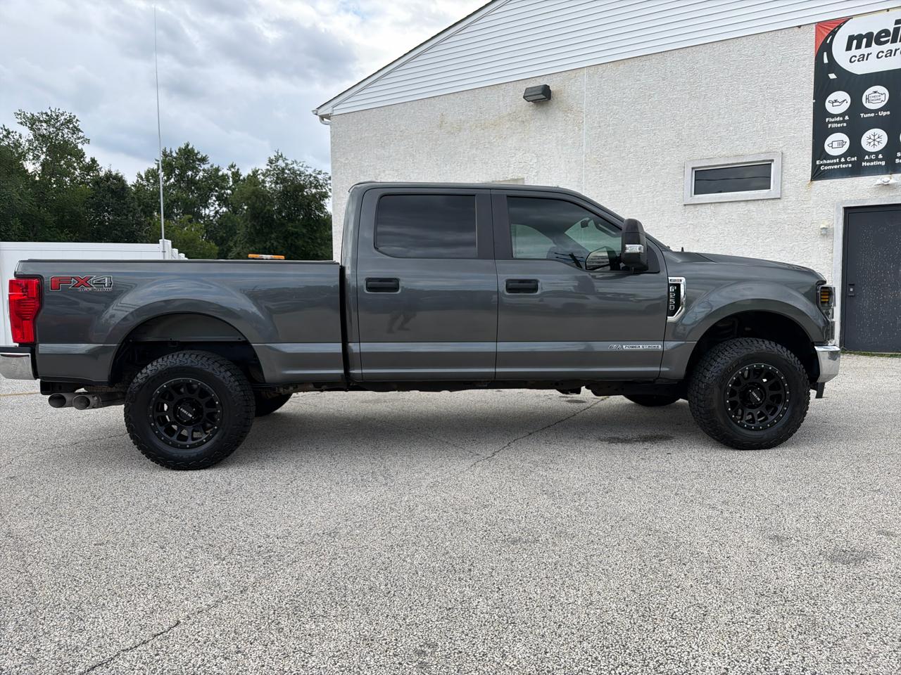 Ford F-250 SD XL Crew Cab 4WD 2020