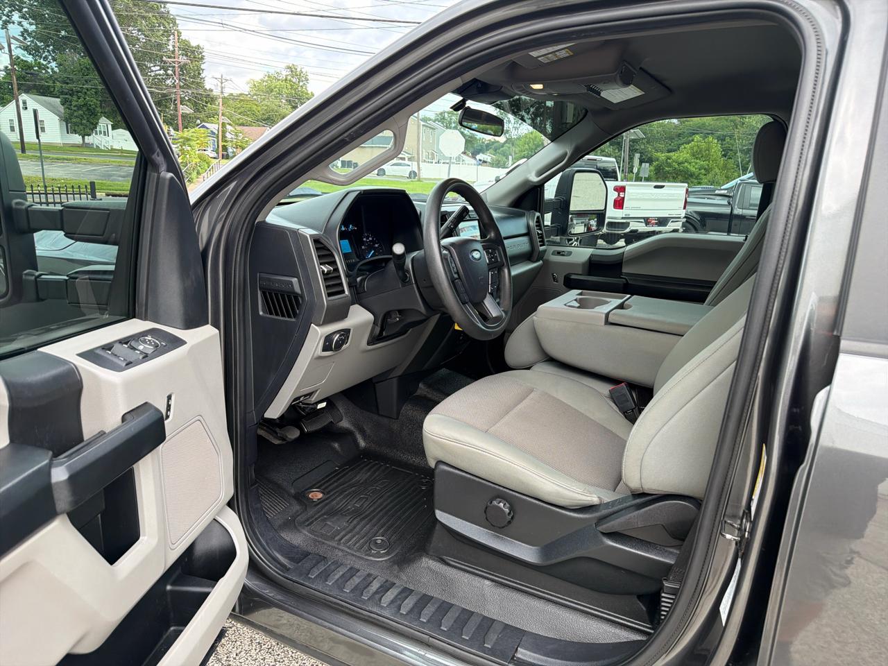 Ford F-250 SD XL Crew Cab 4WD 2020