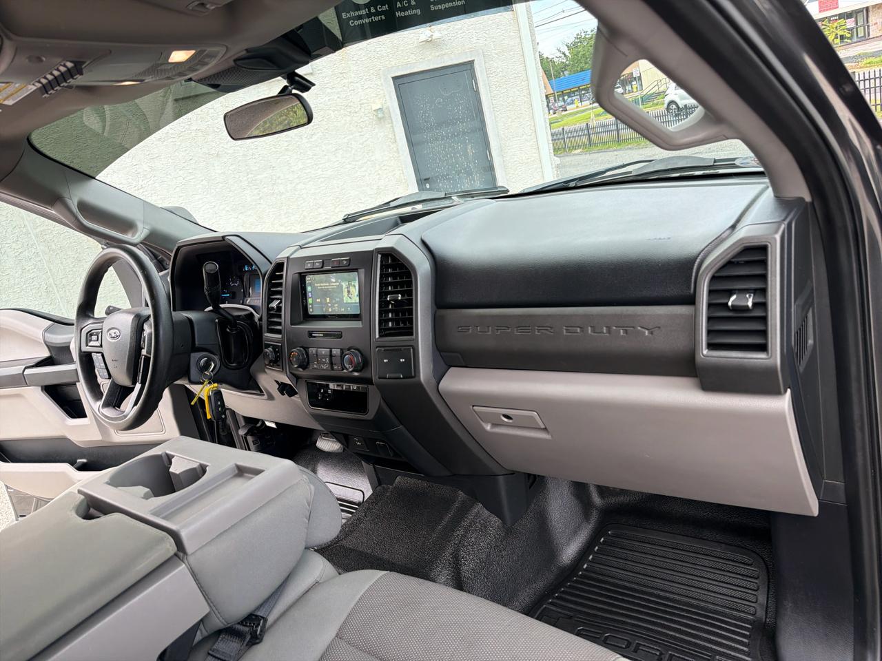 Ford F-250 SD XL Crew Cab 4WD 2020