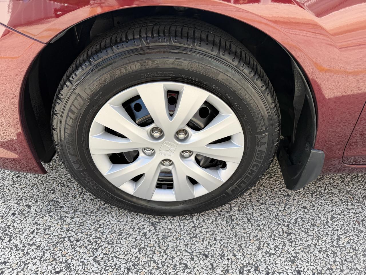 Honda Civic 4dr Sdn LX "O" Auto w/Air 2012