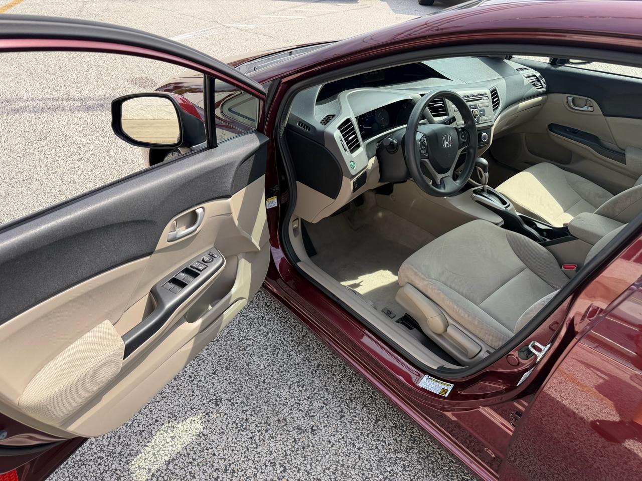 Honda Civic 4dr Sdn LX "O" Auto w/Air 2012