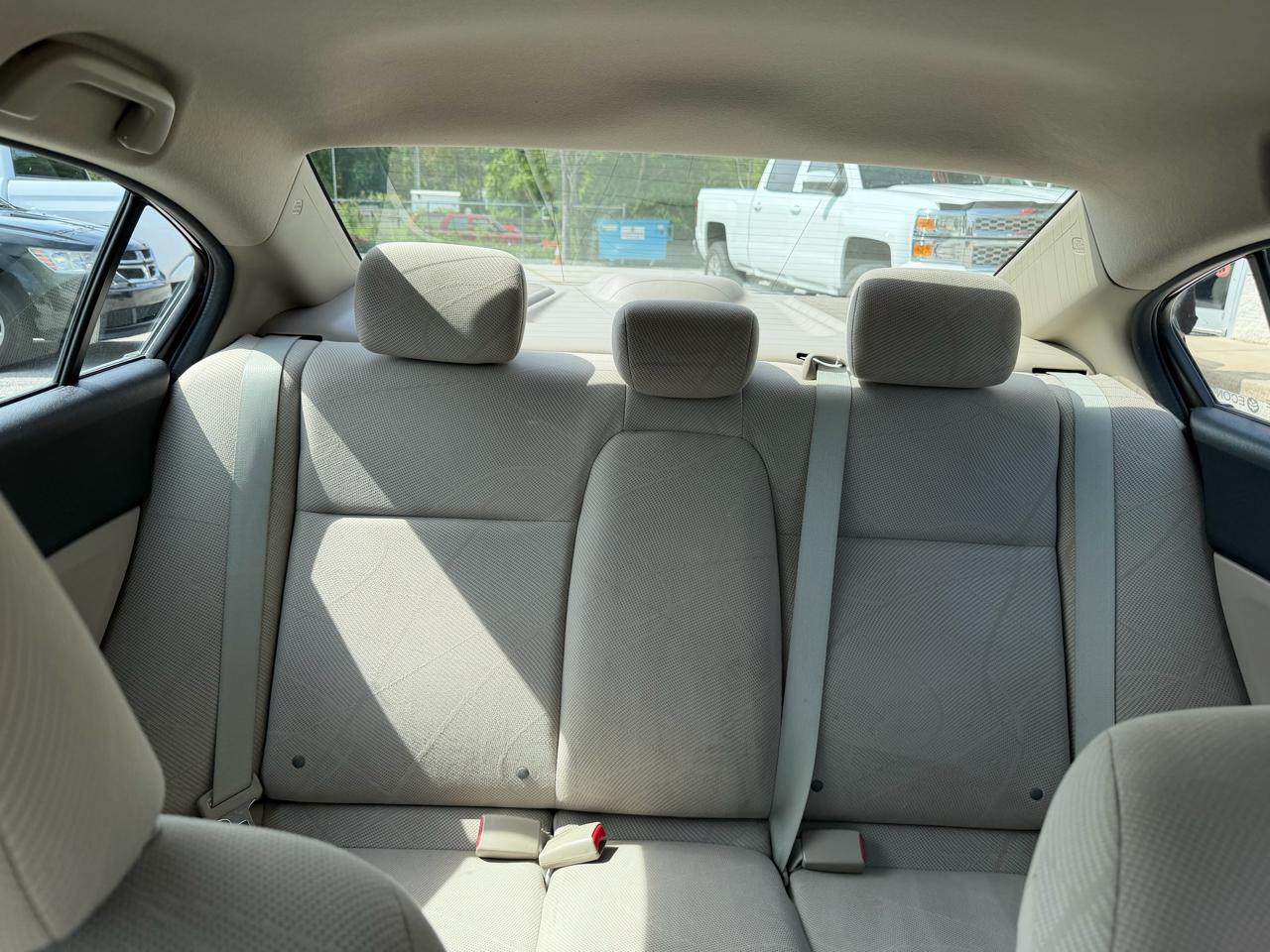 Honda Civic 4dr Sdn LX "O" Auto w/Air 2012