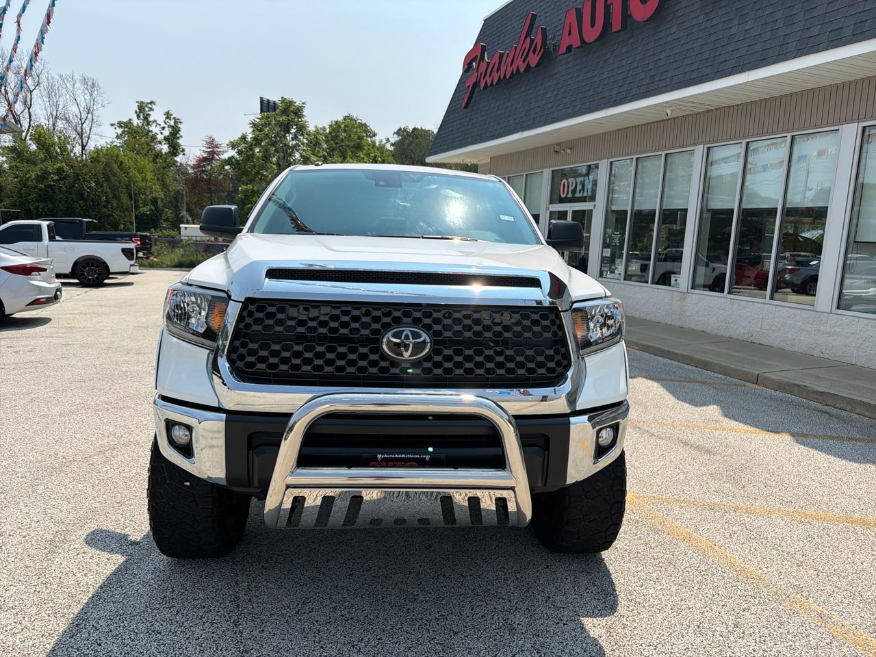 Toyota Tundra SR5 5.7L V8 FFV CrewMax 4WD 2019