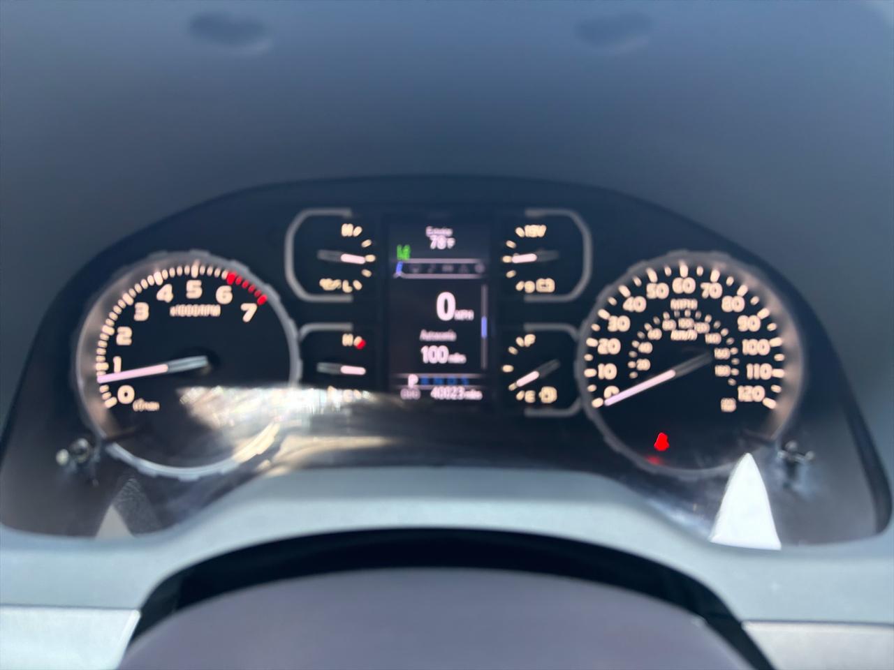 Toyota Tundra SR5 5.7L V8 FFV CrewMax 4WD 2019