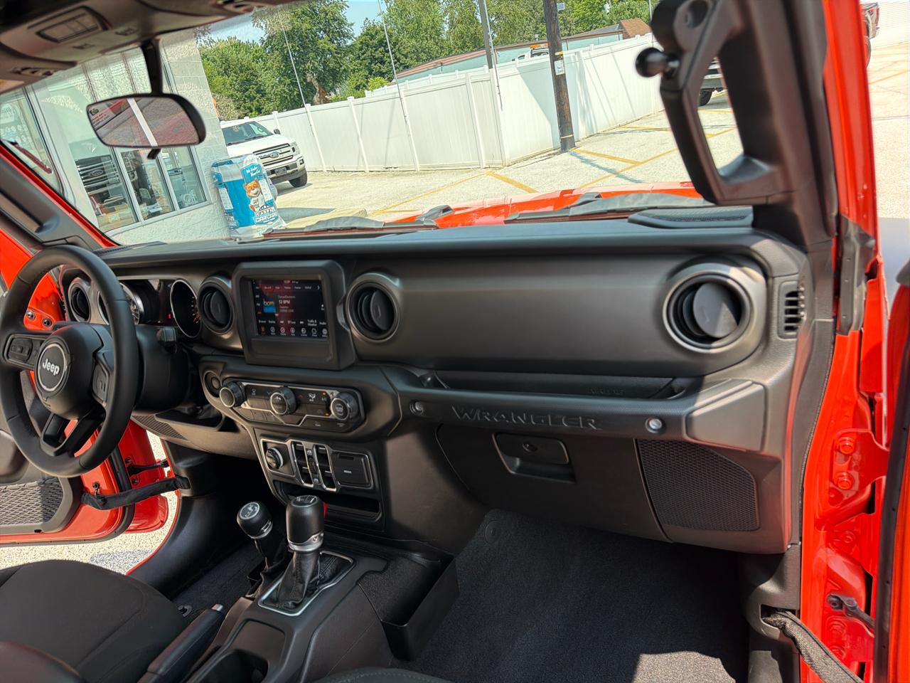 Jeep Wrangler High Tide 4 Door 4x4 2023