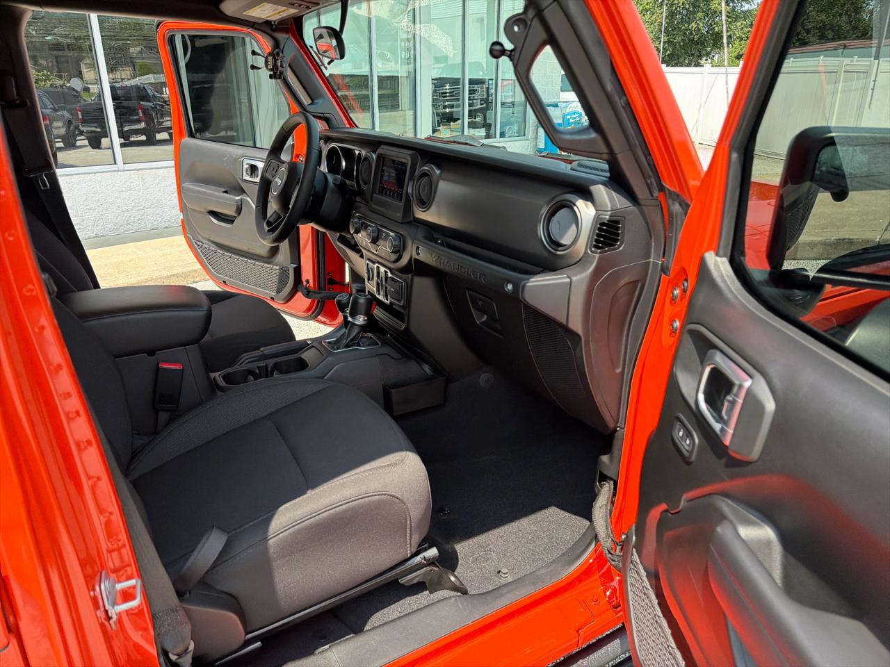 Jeep Wrangler High Tide 4 Door 4x4 2023