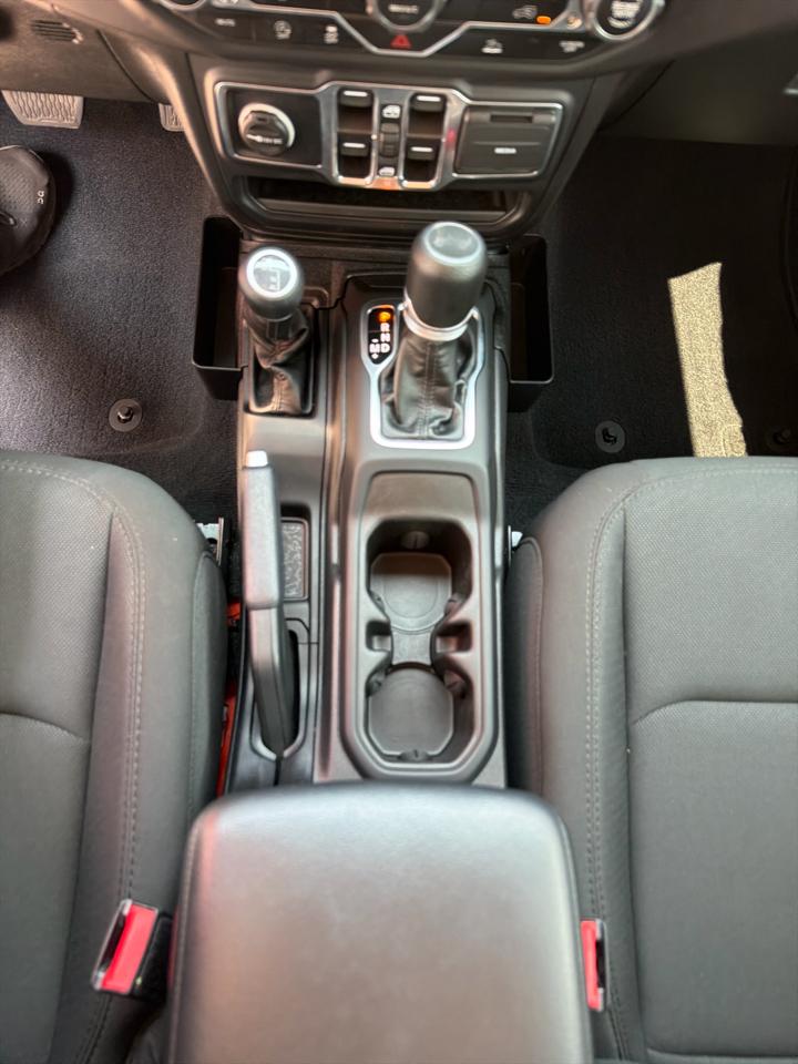 Jeep Wrangler High Tide 4 Door 4x4 2023